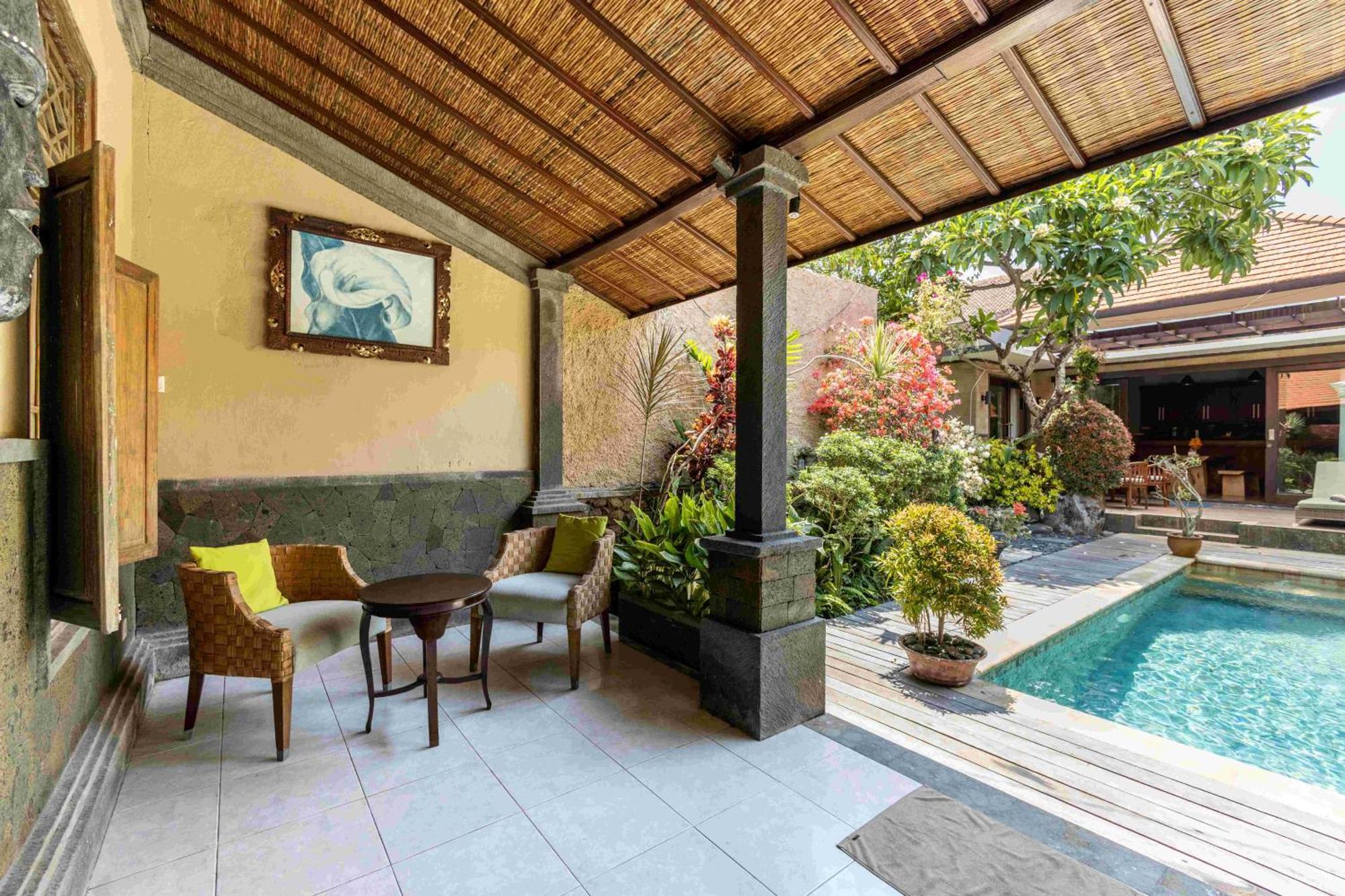 Villa Nesanur - Comfortable & Spacious Beachside Sanur Екстер'єр фото