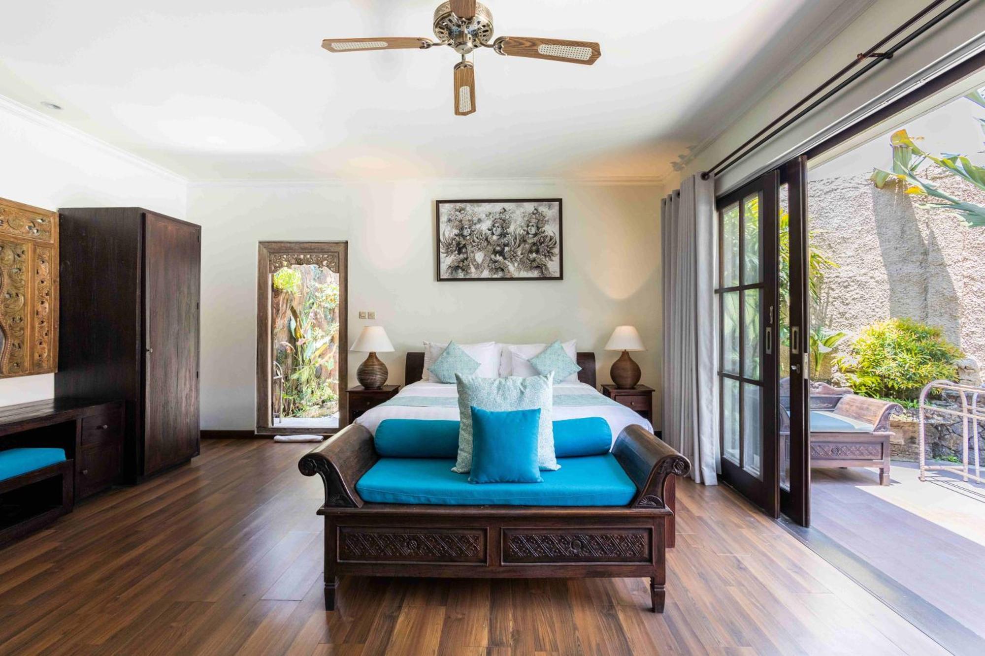 Villa Nesanur - Comfortable & Spacious Beachside Sanur Екстер'єр фото