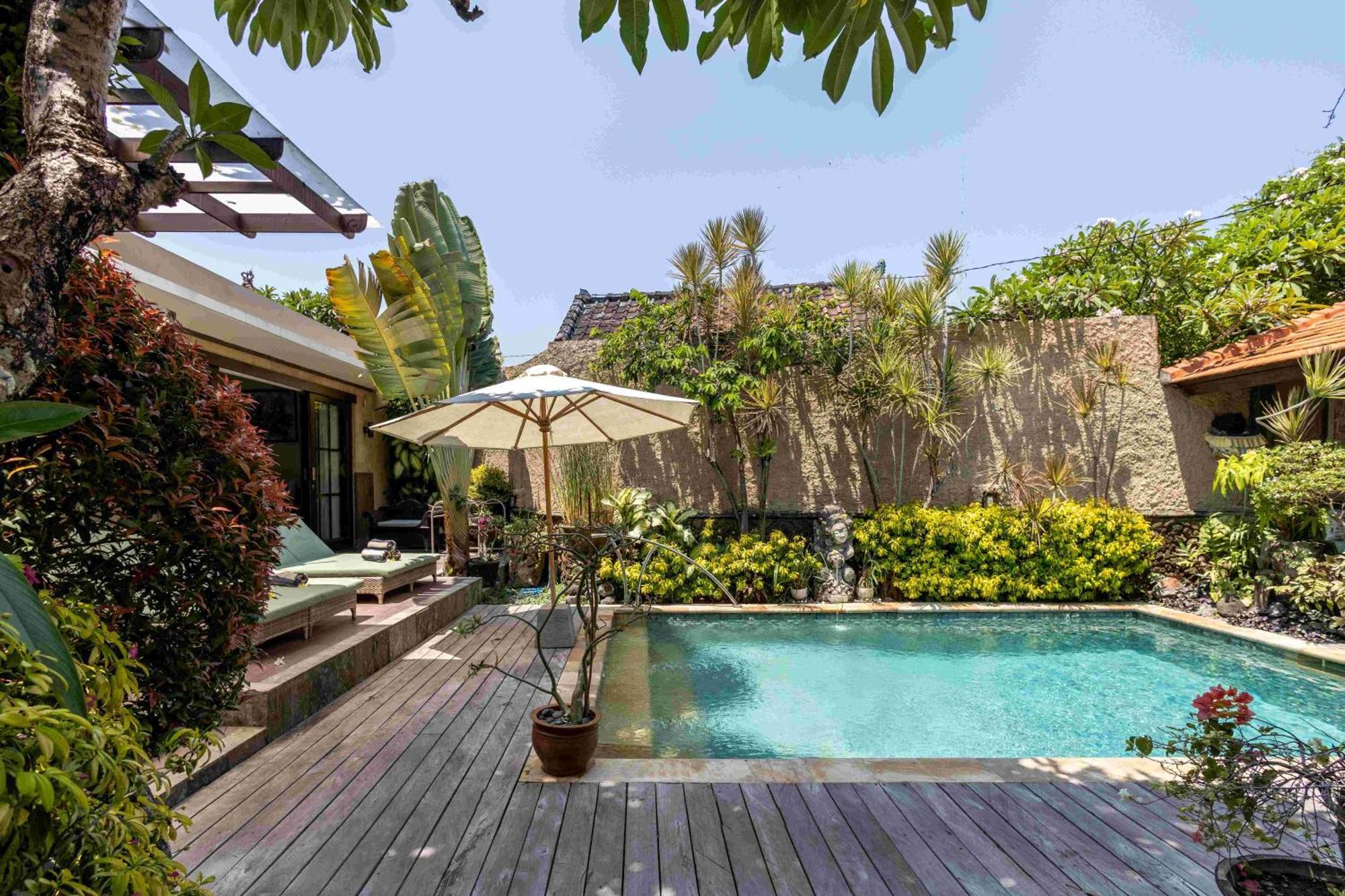 Villa Nesanur - Comfortable & Spacious Beachside Sanur Екстер'єр фото